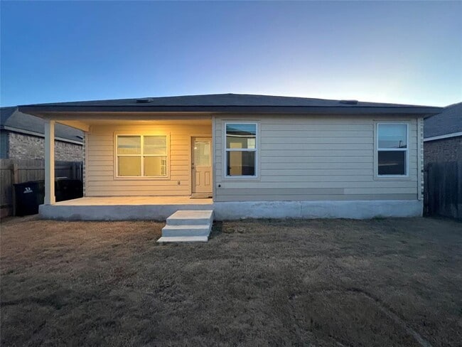 Building Photo - 115 Vintage Dr