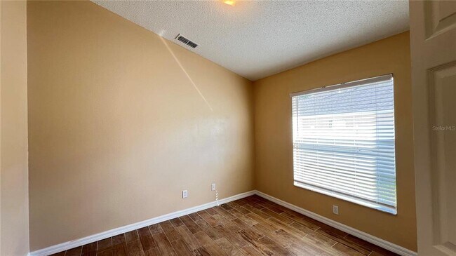 Building Photo - 15915 Heron Hill St