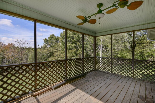 Building Photo - 1791 Fruit Farm Rd