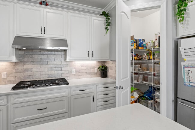 Building Photo - 8196 Cinch Way