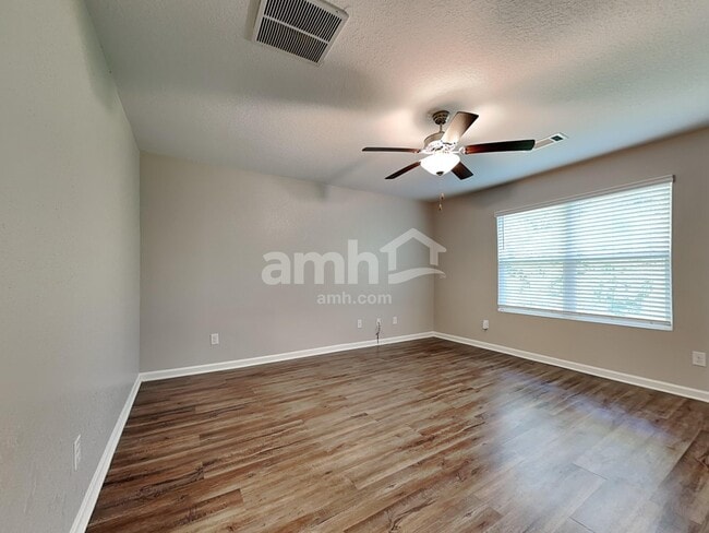 Building Photo - 116 Al Jennah Blvd