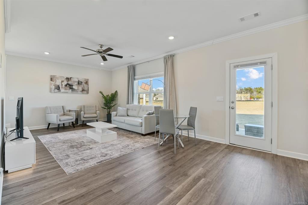 Building Photo - 6613 Firefly Ln