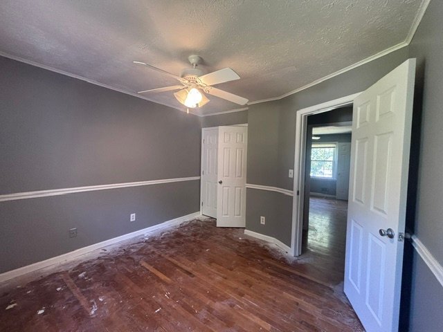 Building Photo - 814 Flicker Rd