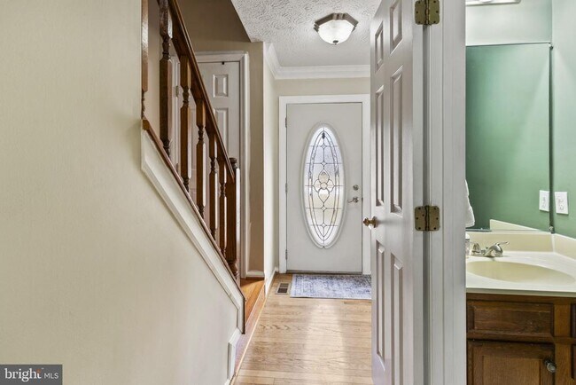 Building Photo - 6018 River Birch Ct