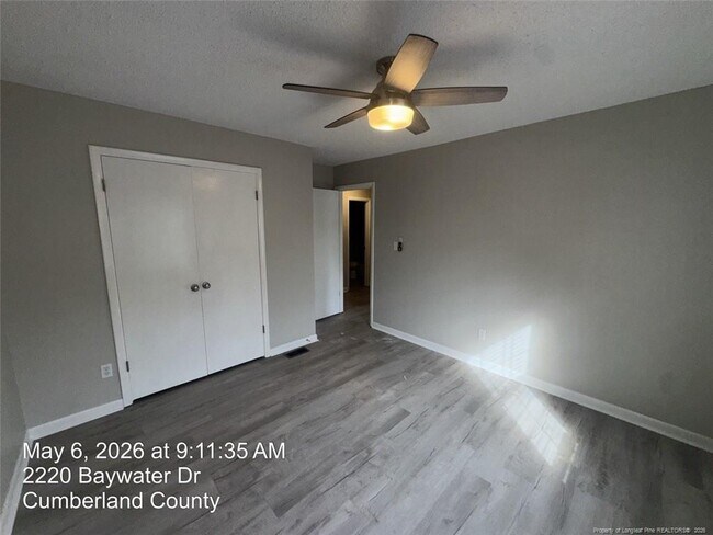 Building Photo - 2220 Baywater Dr