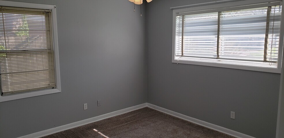 Bed#3 - 4108 Parkway Dr