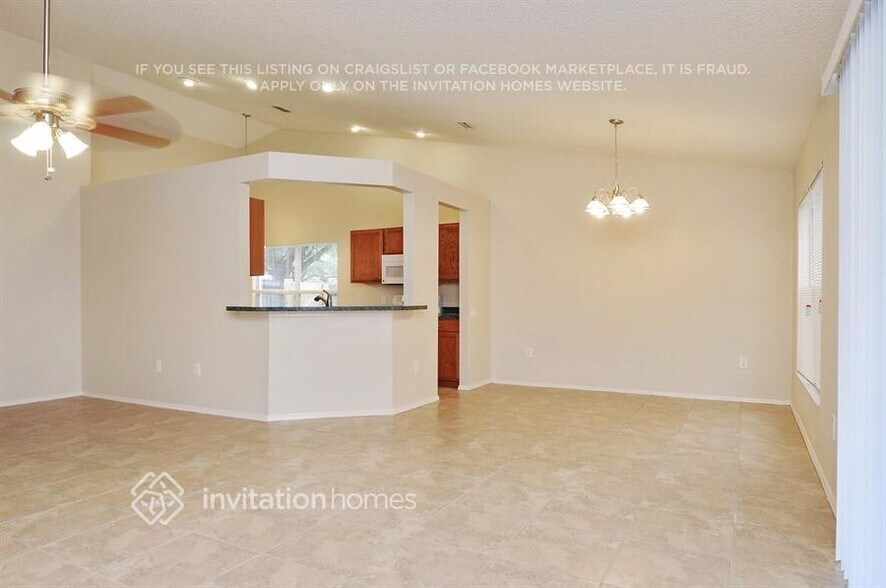 Building Photo - 26804 Roseann Pl