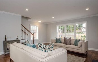 Building Photo - 777 N Main St