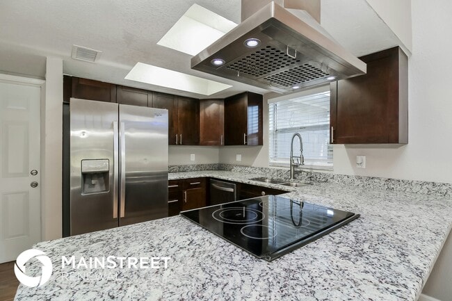 Building Photo - 3651 Coppertree Cir