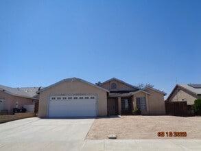 Building Photo - Nice & Clean One Story Home Offering 1374 ...
