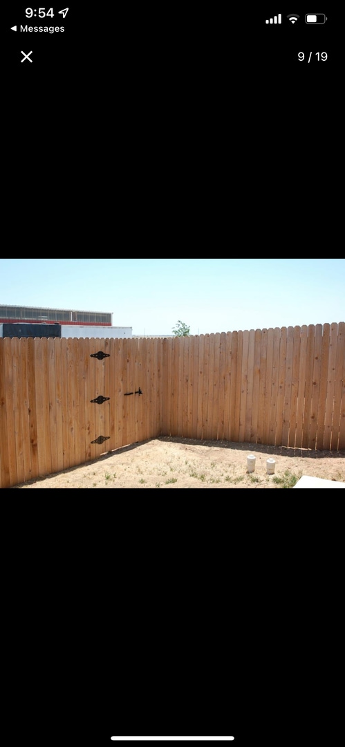 Building Photo - 2 Bed 2 Bath Duplex!