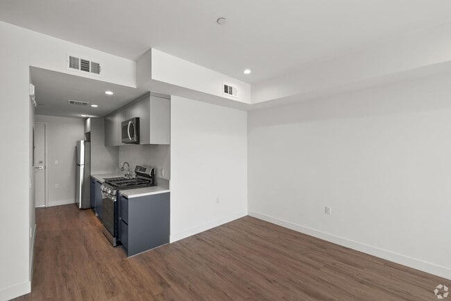 Building Photo - Beautiful one bedroom - 408