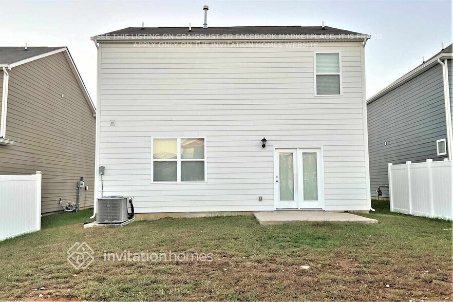 Building Photo - 842 Long Leaf Rd