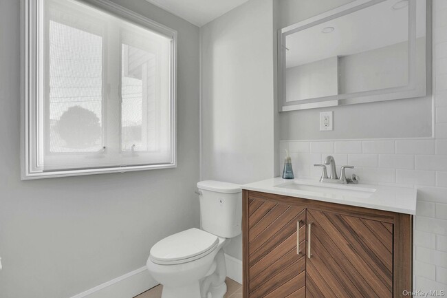 Building Photo - 89 Harvest Ln