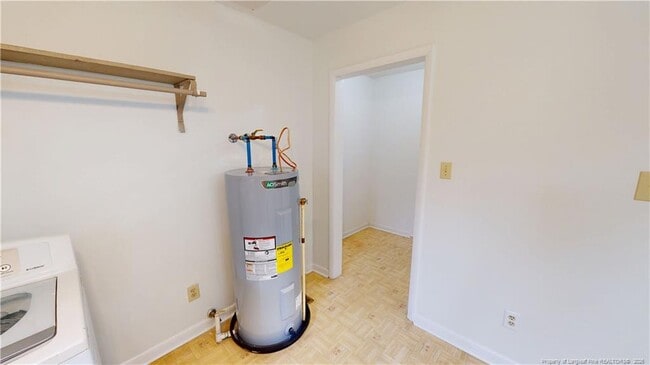 Building Photo - 4020 Welmont Dr