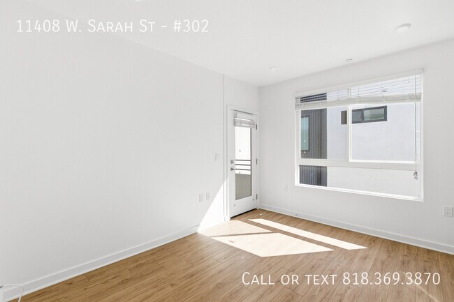 Building Photo - 11408 W Sarah St