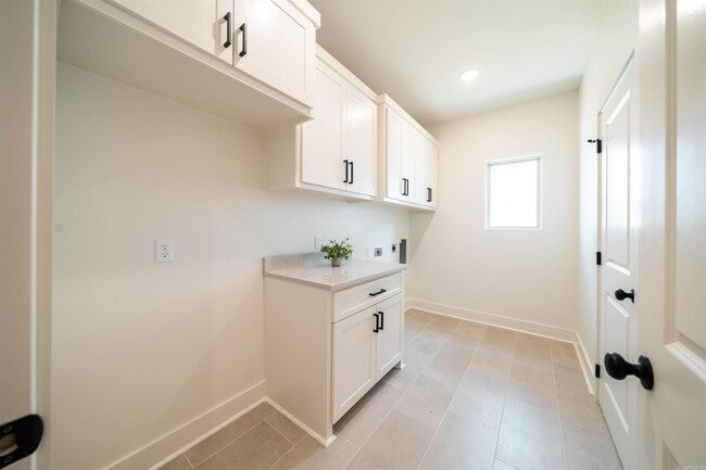 Building Photo - 15112 Matterhorn Lp