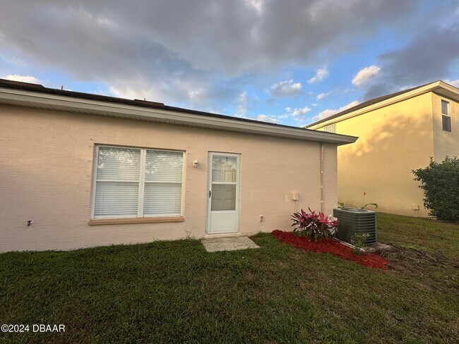 Building Photo - 1948 Yellowfin Dr