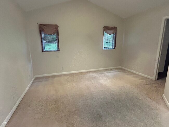 Building Photo - 5648 Rolling Ridge Rd