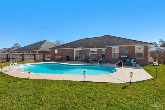 Building Photo - 6165 Winchester Cir