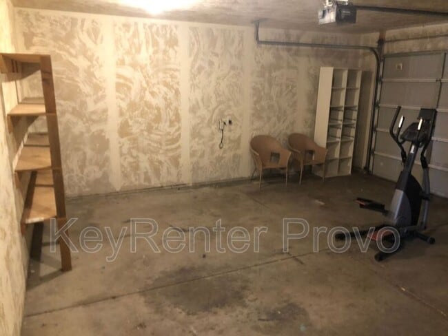 Building Photo - 852 S Slate Canyon Dr