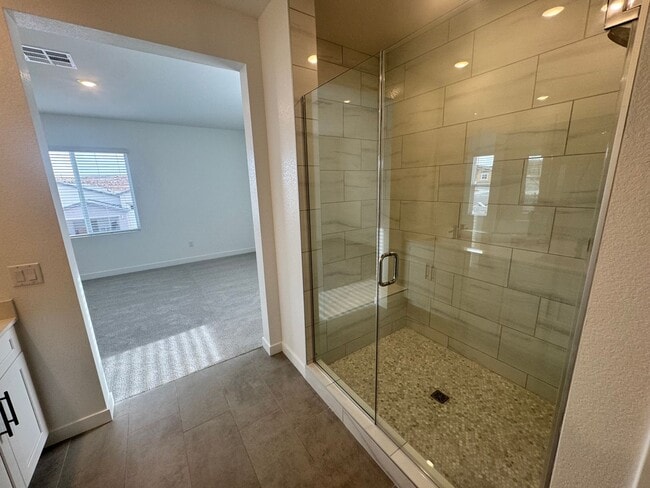 Building Photo - Brand New!!!  Beautiful 4 Bedroom Divario Home! VIEWS VIEWS VIEWS!!!