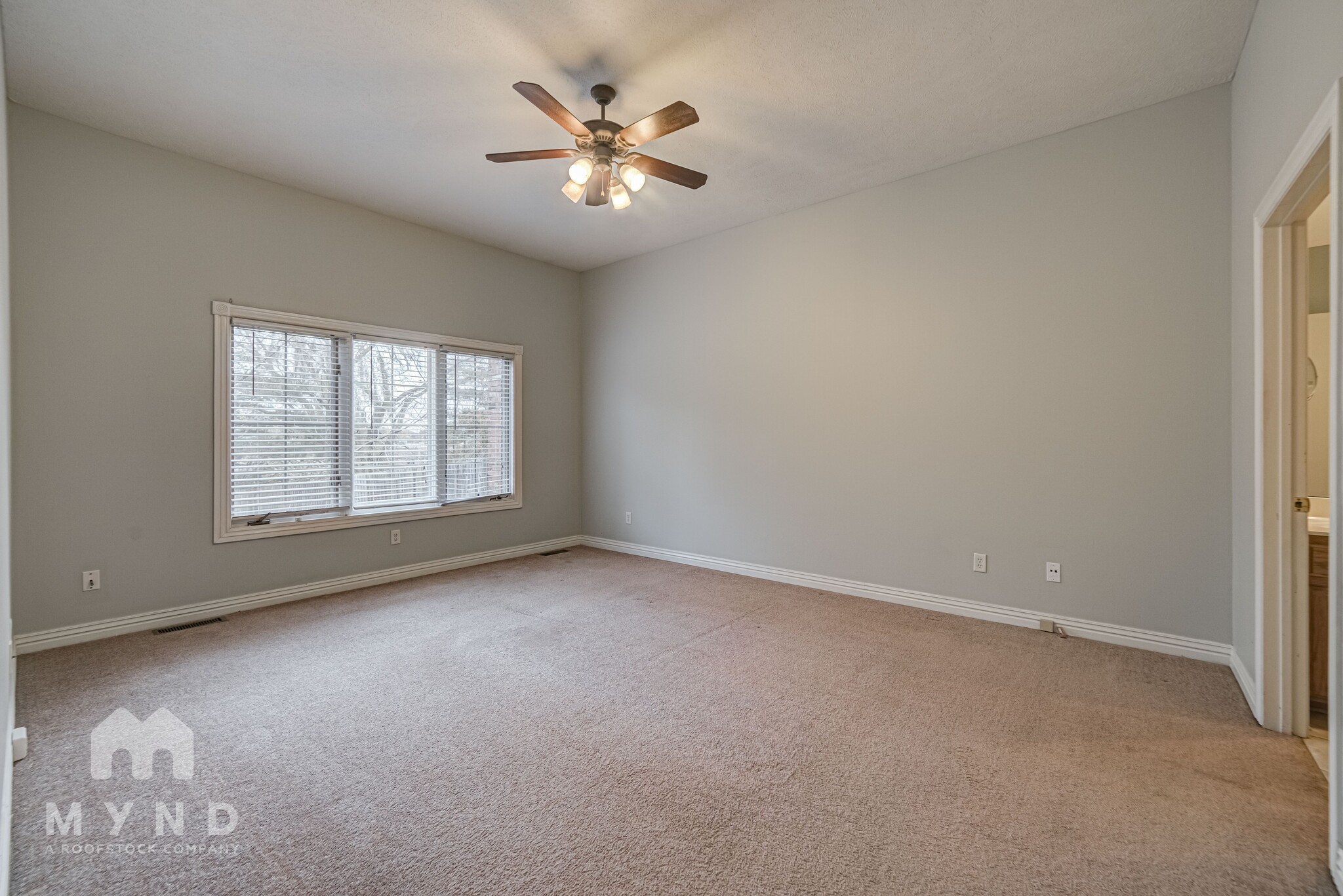 Building Photo - 3253 S Kickapoo Ave