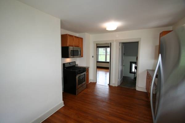 Kitchen - 44 S Fremont Ave