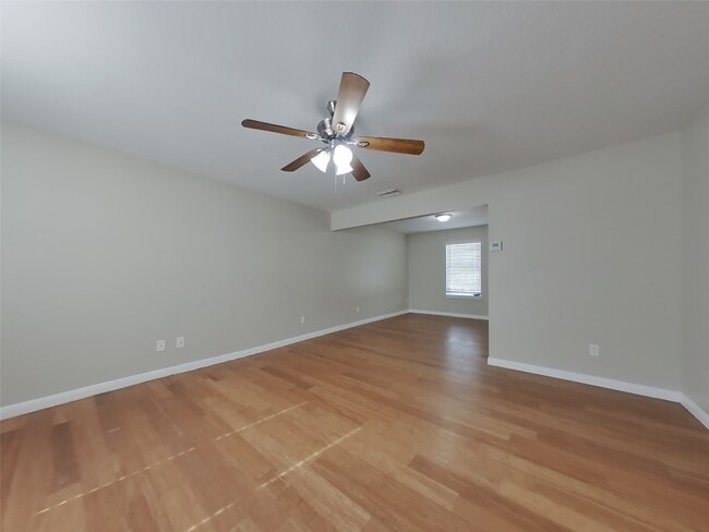 Building Photo - 5003 Hauna Ln