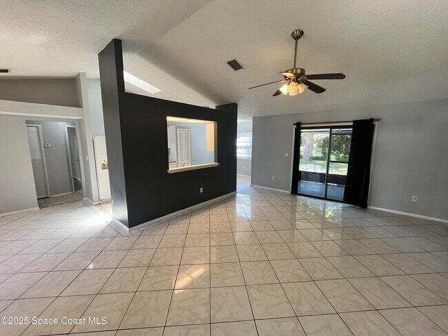 Building Photo - 1186 Lamplighter Dr NW