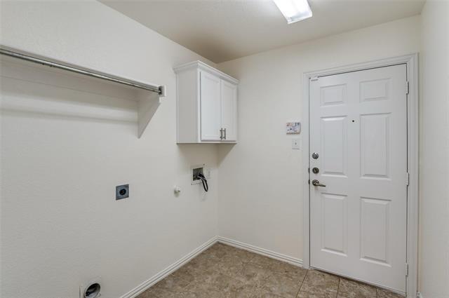 Building Photo - 305 Ferndale Dr