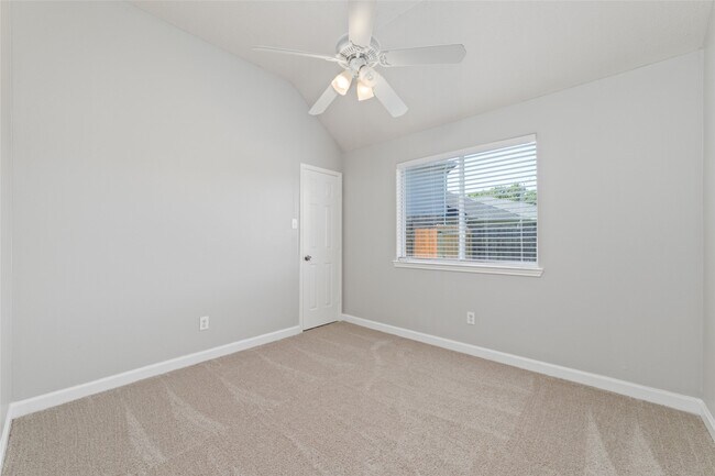 Building Photo - 8503 Ivanhoe Springs Dr