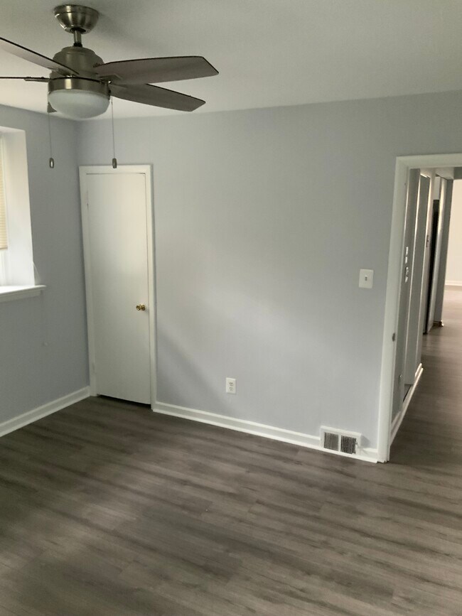 Building Photo - Princeton Ave