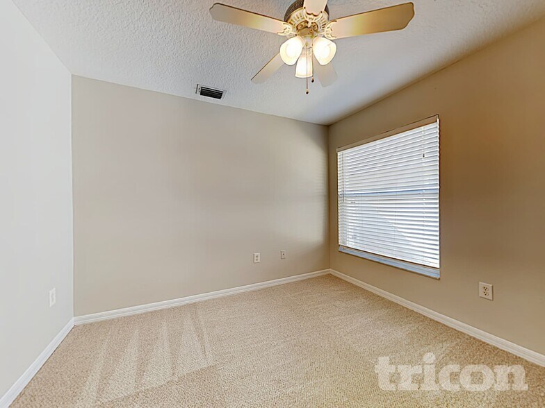 Building Photo - 25132 7 Rivers Cir