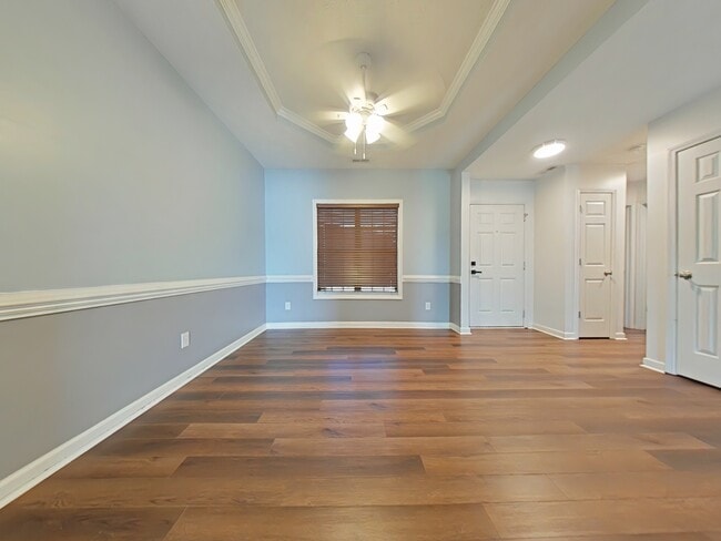 Building Photo - 5841 Blue Sky Ln