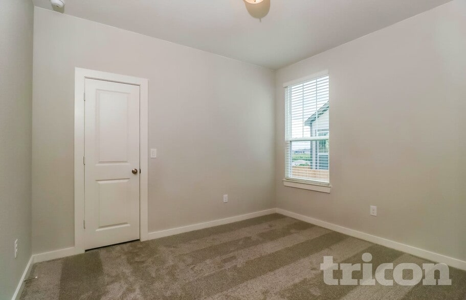 Building Photo - 1569 Palo Verde Wy