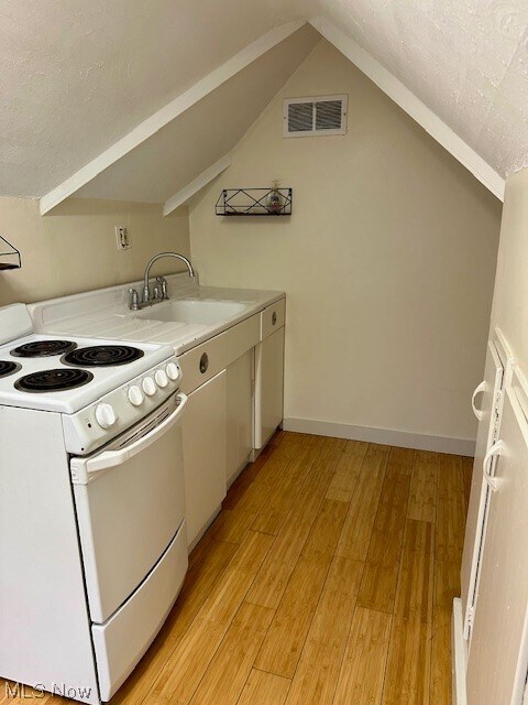 Building Photo - 153 3rd St NW