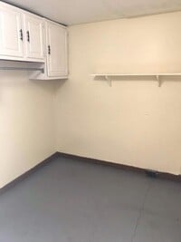 Building Photo - 4 bedrooms