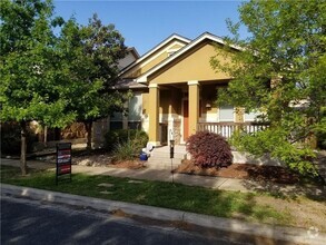 Building Photo - 4121 Lawless St