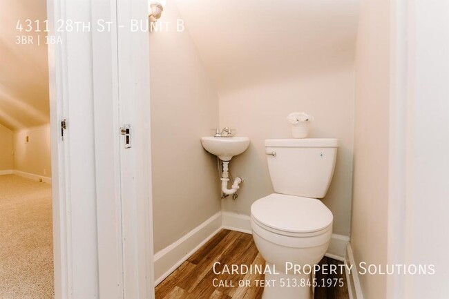 Building Photo - Charming 3-bedroom Apartment in Oakley | P...