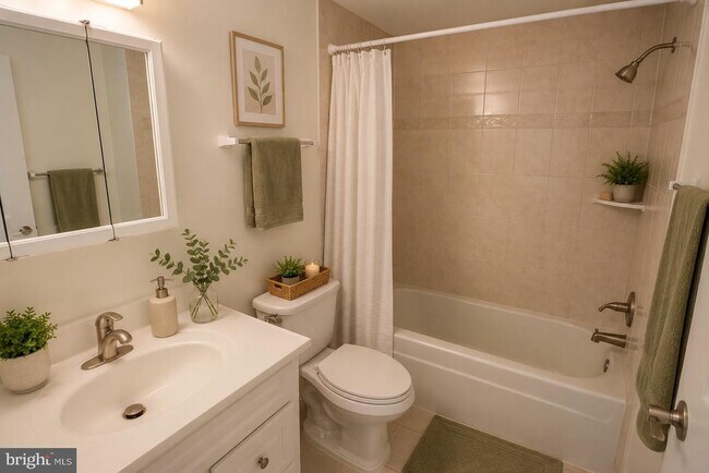 Building Photo - 10850 Green Mountain Cir
