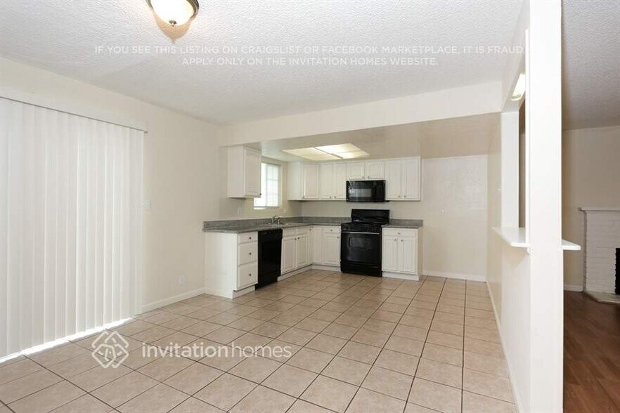 Building Photo - 130 Almanor Dr