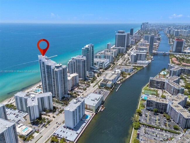 Building Photo - 3101 S Ocean Dr