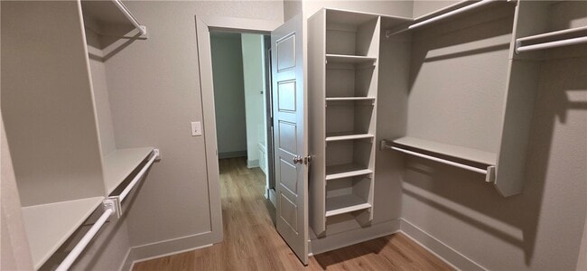 Building Photo - 941 Petit Jean St