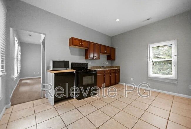 Building Photo - 1801 4th Ave