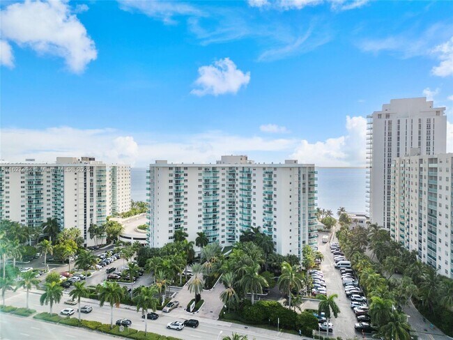 Building Photo - 3801 S Ocean Dr