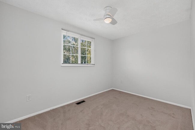 Building Photo - 4009 Shallow Brook Ln