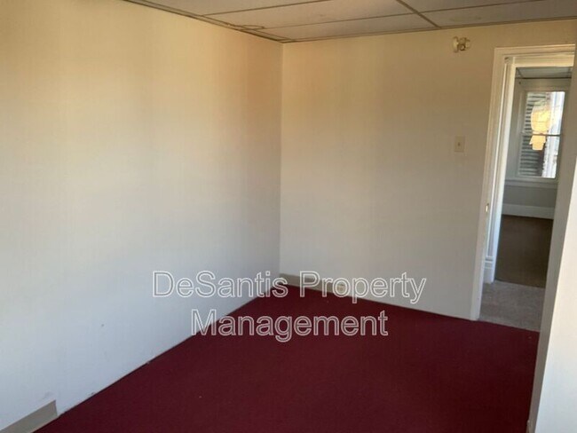 Building Photo - 508 Chestnut St