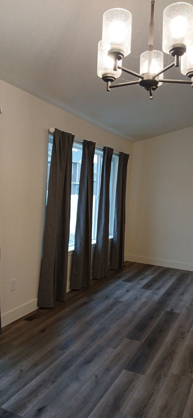Building Photo - 2393 Juno Ln