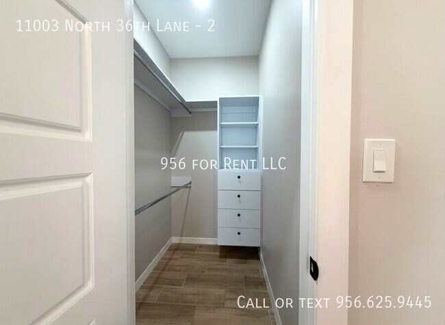 Building Photo - 11003 N 36th Ln